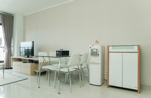 Senayan Apartment | Explore Modern 2BR Comfort at Tamansari Semanggi