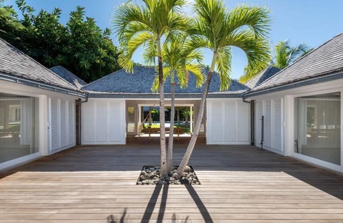 Vitet Villa | Modern 7-Bedroom Villa Steps from the Beach with Pool & Spa