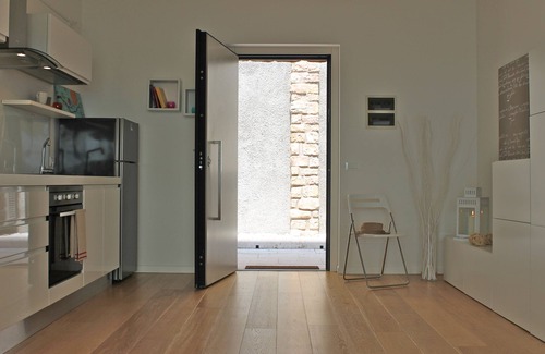 Toscolano Maderno Apartment | Modern Apartment Limonaia with Pool and Lake Views