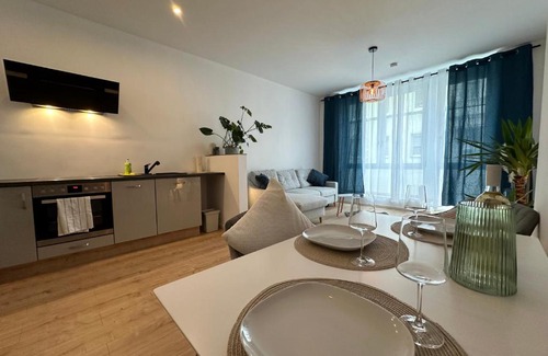 Meuselwitz Apartment | Modern Hotel in Central Location - Pet & Child Friendly