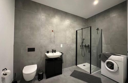Meuselwitz Apartment | Modern Hotel in Central Location - Pet & Child Friendly