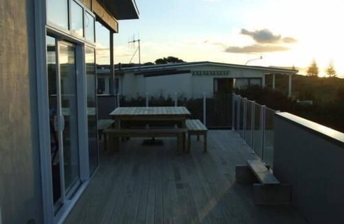 Ohope House | Modern Beach House with Ocean View & Pool - Rated 10/10