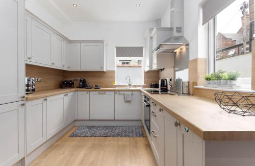 Liverpool House | Modern Home Near Penny Lane: Rated 9.5/10 for Families