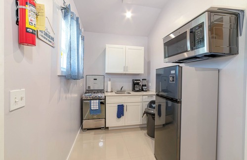 Buckleys Village Apartment | Stylish Apartment with Great Views – Rated 10/10!