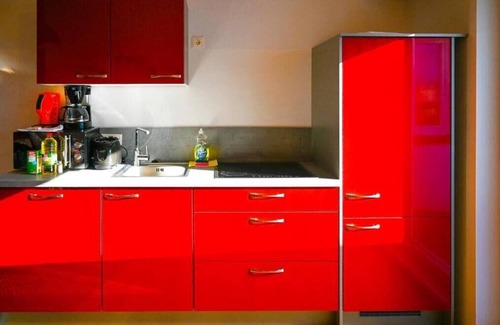 Margareten Apartment | Modern Suite Naschmarkt: Family-Friendly & Accessible Comfort