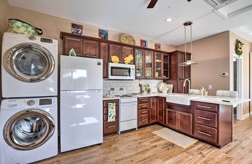 Sun City West Apartment | Contemporary Sun City Studio with Spa near Deer Valley Golf