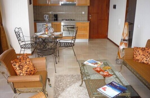 Ponta do Sol Apartment | Inviting T1 with Spectacular Sea and Mountain Views