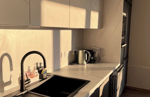 La Rochelle Apartment | Modern T3 apartment with parking 5 minutes from the market