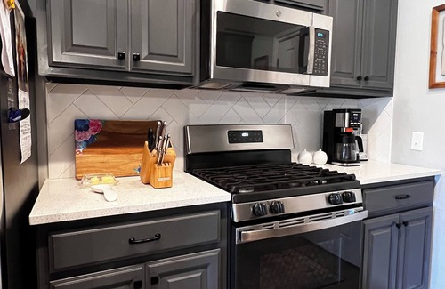 Wheatland House | Modern Tranquility: Spacious 3BR Home, Near Transit & Shopping.