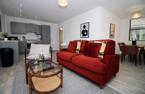 Taunton Apartment | Modern Two-Bedroom Haven with Free Parking for Families
