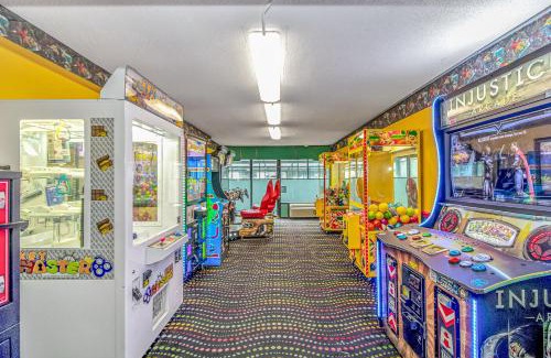 Myrtle Beach House | Modern & Updated Oceanview Studio! Sleeps 4! Landmark 523