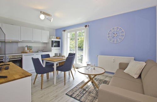 Lietzow Apartment | Modern Vacation Apartment with Balcony & Ocean View