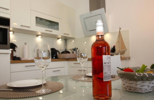 Gohren Apartment | Top-rated Villa Pauline FeWo 04: Private Sauna & Balcony