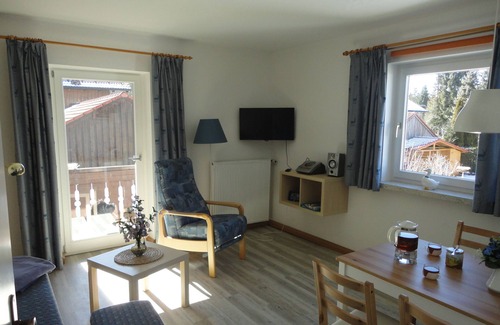 Halblech Condo | Modern Alpine Retreat: Pet-Friendly Apartment with Pool