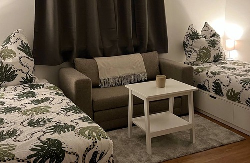Hahn Apartment | Modern Vacation Apartment with Hot Tub Near Hahn Airport