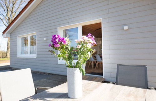 Loit House | Tranquil Modern Home with Pool & Ocean View Amenities