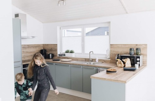 Nordhorn House | Idyllic Waterside Home with Spa, Sauna & Perfect Reviews