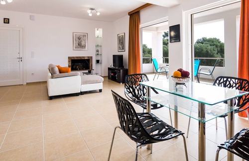 Klismata Villa | Modern Villa Broumas - A Spacious Haven