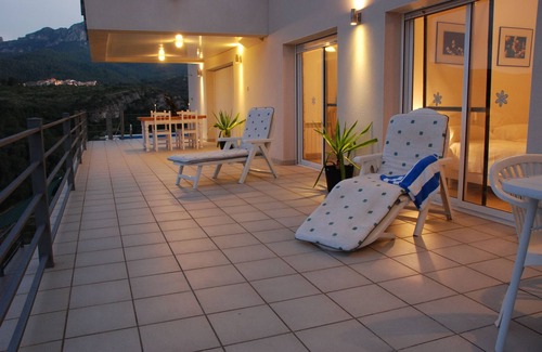 Les Planes del Rei Apartment | Beautiful Villa Apartment with Private Pool in Les Planes