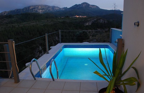 Les Planes del Rei Apartment | Beautiful Villa Apartment with Private Pool in Les Planes