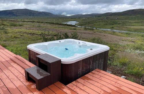 Selfoss Villa | Inviting Villa in Golden Circle with Spa and Ocean View