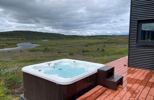 Selfoss Villa | Inviting Villa in Golden Circle with Spa and Ocean View