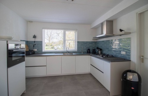 Makkum Villa | Modern Villa in Makkum with Serene Garden Oasis
