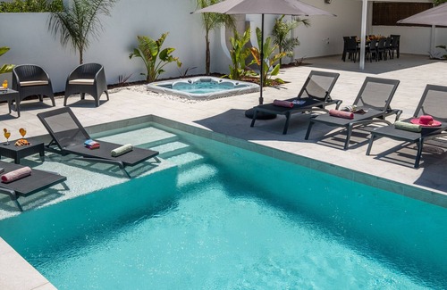 Montechoro Villa | Ideal Villa with Private Pool, Hot Tub & Oceanfront View