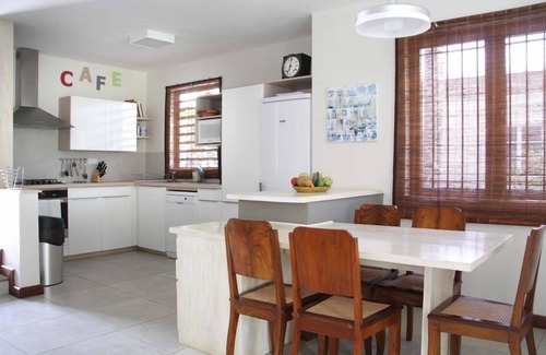 Roches Noires House | Modern Villa with Private Pool and Ocean View – Rated 10/10