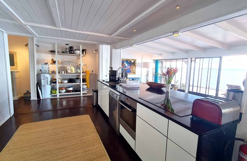 French Polynesia Villa | Seaside Villa with Pool: Rated 9.4 on Beautiful Moorea