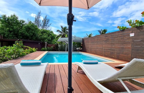 French Polynesia Villa | Seaside Villa with Pool: Rated 9.4 on Beautiful Moorea