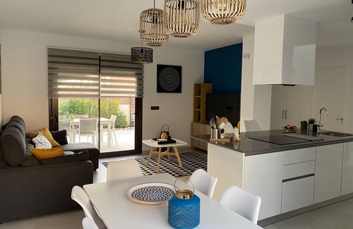 Algorfa Villa | Elegant Villa with Private Pool Near La Finca Golf