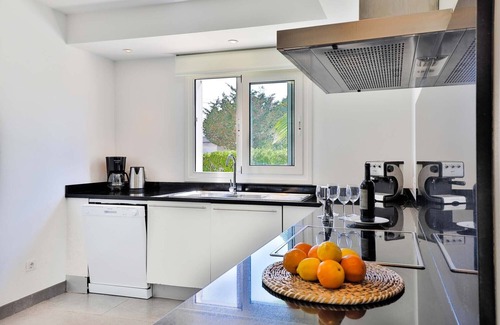 Portopetro Villa | Contemporary Villa with Private Pool and Beautiful Garden