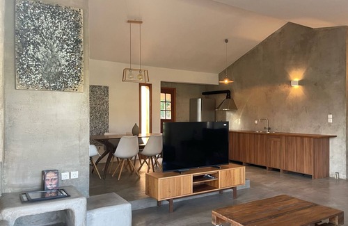Keratea Villa | Tranquil Villa with Private Pool Near Athens Airport