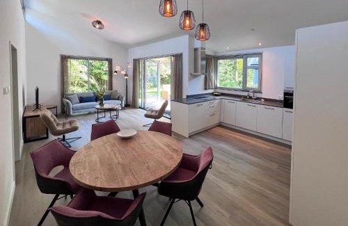Dirkshorn House | Modern villa with terrace and garden in Dirkshorn, cleaning included