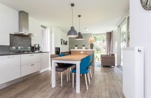 Roggel Villa | Modern Villa with Pool and Spa in Limburg - Guest Rated 10/10