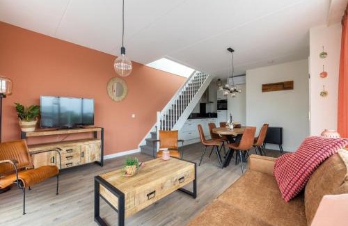 Municipality of Uitgeest House | Cozy House with AC in the Heart of Uitgeest Port