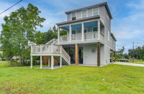 Waveland House | Inviting Waveland Home with Oceanfront Views, Steps to Beach
