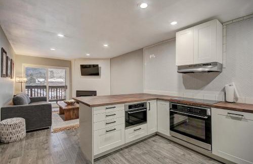 Frisco Apartment | Trendy Retreat with Private Pool & Relaxing Hot Tub