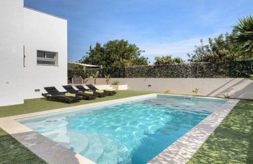 Can Ramon House | Modern Home with Private Pool, 10/10 Guest Rated Stay
