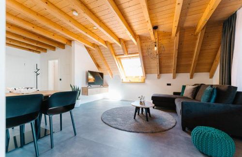 Simonswald Apartment | Stylish 3-Bedroom BlackForestArt Near Freiburg, Pet Friendly