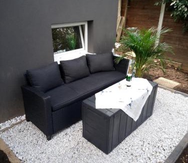 Ronneburg Apartment | Modern Vacation Apartment for Up to 4 with Family-Friendly Perks