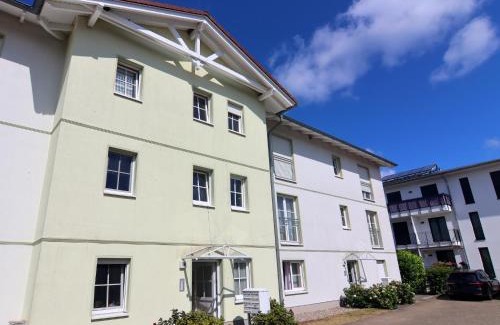 Seeheilbad Graal-Muritz Apartment | Family-Friendly Apartment in Graal-Müritz with Garden