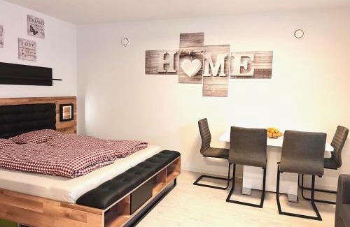 Meckenbeuren Apartment | Family-Friendly Ferienwohnung Brochenzell Near Ravensburger Spieleland