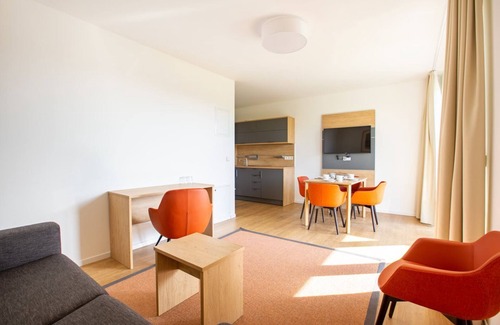 Putbus Apartment | Modern Apartment with Ocean View & Terrace - Wreecher Idyll