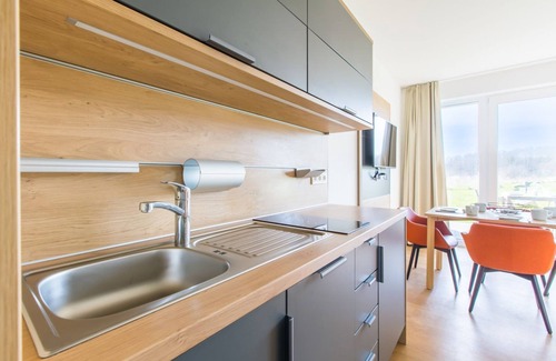 Putbus Apartment | Modern Apartment with Ocean View & Terrace - Wreecher Idyll