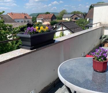 Dillingen Apartment | Modern Apartment with Balcony in Beautiful Saarland