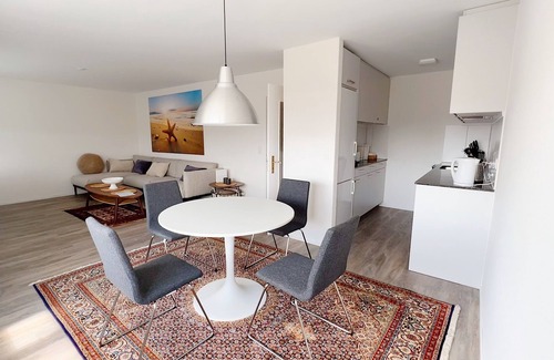 Tannenboden Apartment | Bright Apartment with Netflix & Mountain Views - 10/10 Rating