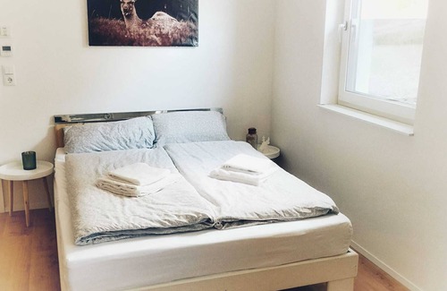 Dietersheim Apartment | Modern Getaway: Cozy Apartment in Beautiful Mittelfranken