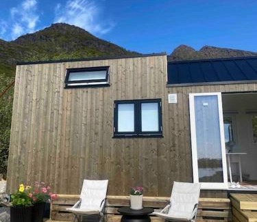 Moskenes Apartment | Modern Mini House by the Sea - Guest Rated 9/10